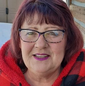 Meet your Posher, Michele